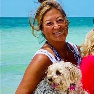 Meet your Posher, Lori